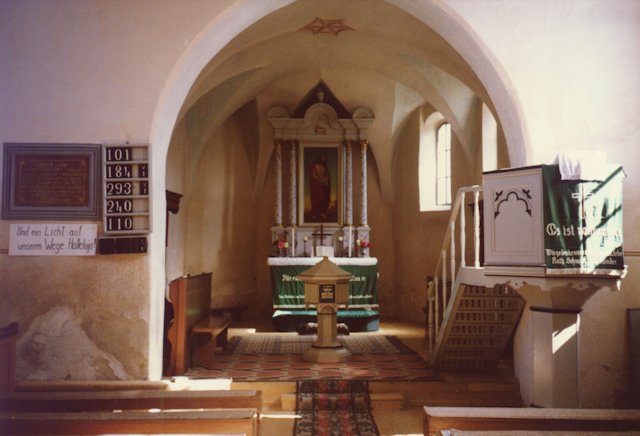 Haschagen_Kirche_Innen_Altar_900dpi_01